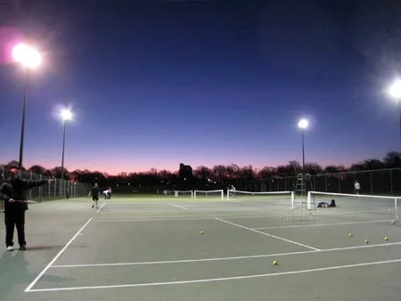 ニュージーランドでテニス