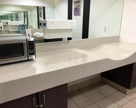 おむつ替え台　ニュージーランド